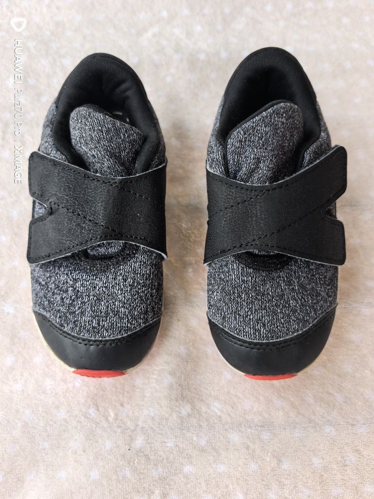 Детски маратонки Adidas номер24 стелка 15.5см