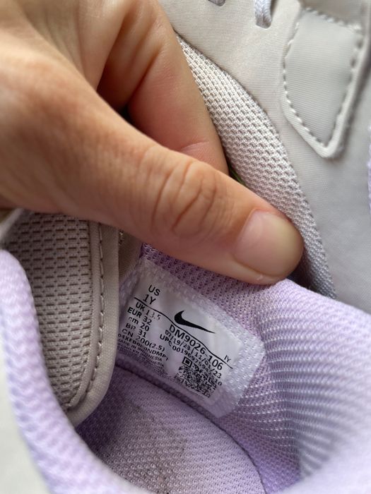 Маратонки за момиче Nike