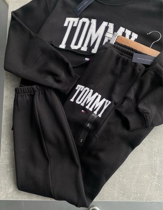 Спортивный костюм Tommy
