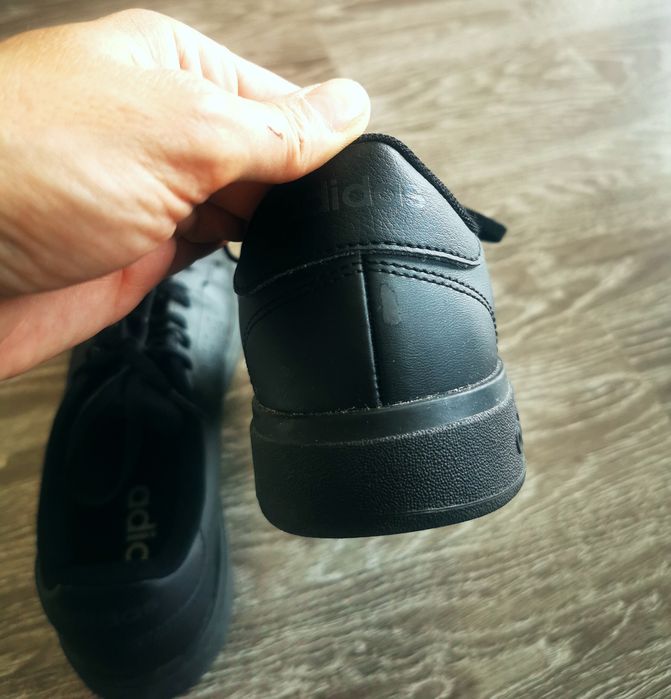 Pantofi sport Adisas