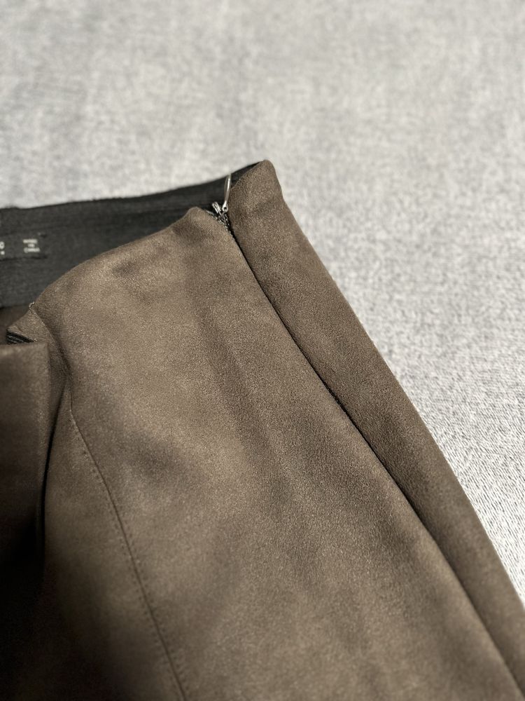 Zara клин панталон