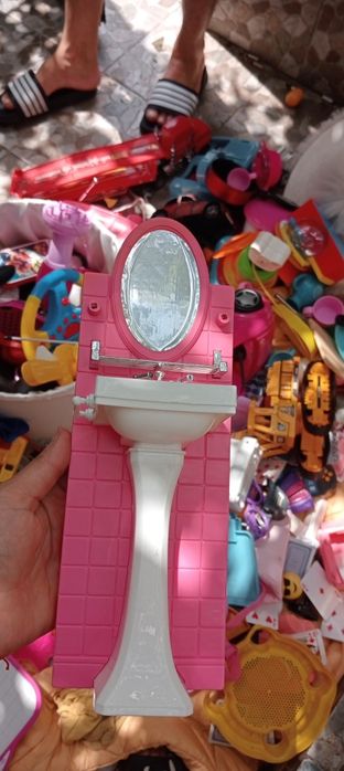 Microfon, ustensile doctor, mini chiuveta, mini troler, ghicitor