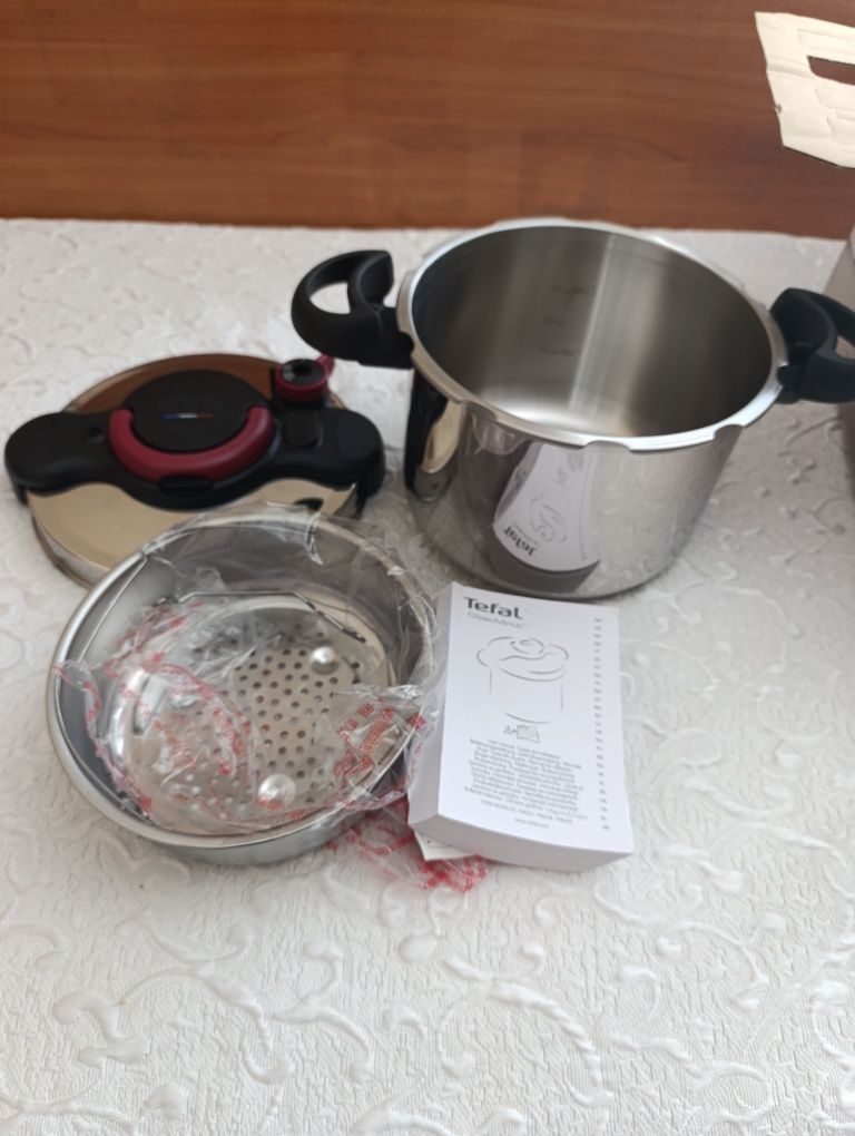 Тенджера под налягане TEFAL CLIPSO MINUT EASY P4620768 6л, 24 см,
