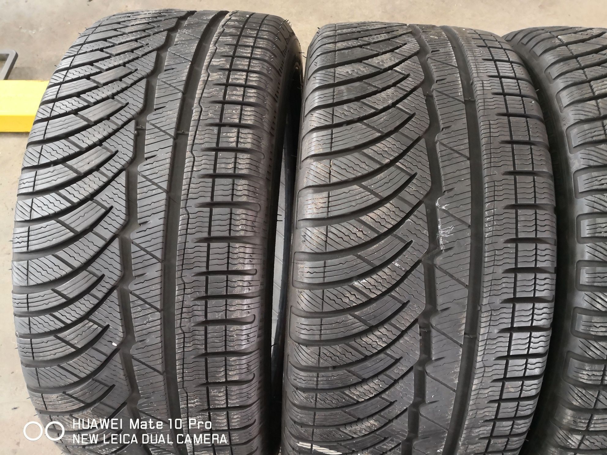 225 45 18 цола предни 245 40 18 задни гуми спорт пакет Michelin dot 20