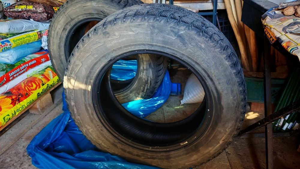 Зимни гуми  Hankook 235/65 R17