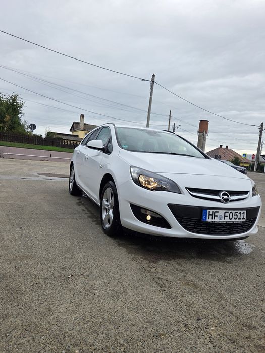 Opel astra j an 2015 motor 1.6 euro 6