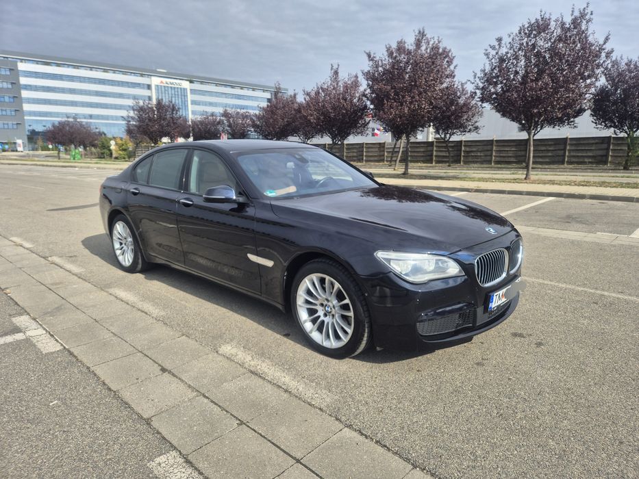 BMW Seria 7 M pachet Trapa X-drive SoftClose 360 Distronic