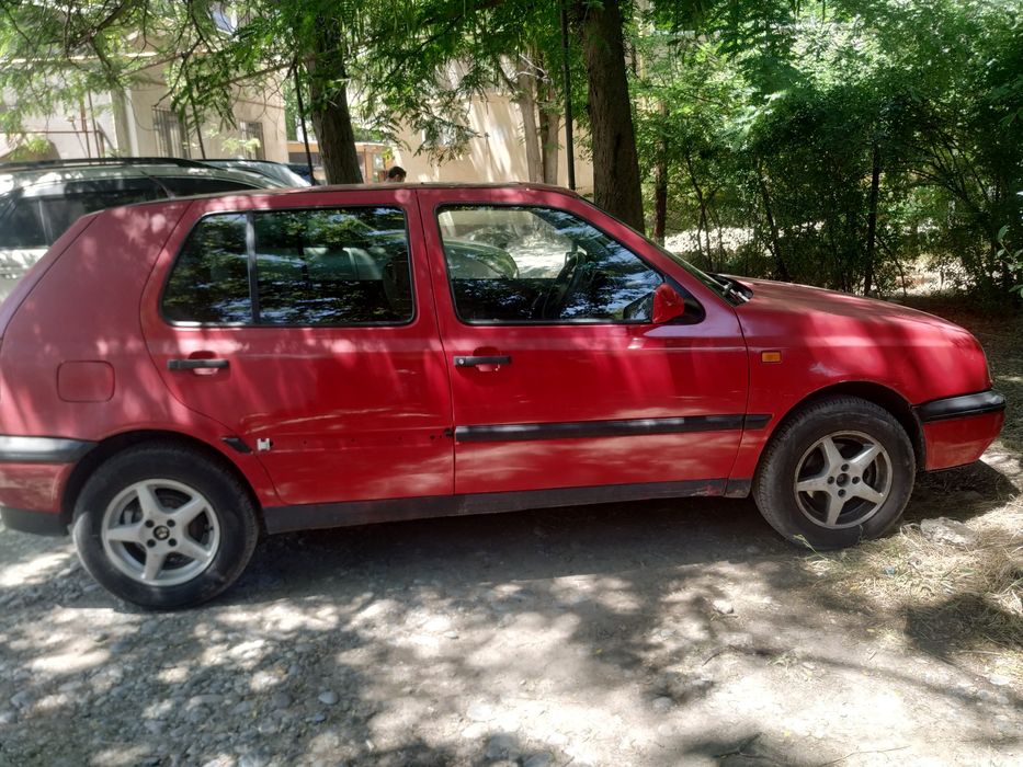 Гольф 3 хэтчбек, 1995г, 1,8