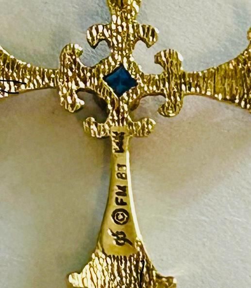 Cruciuliță Faberge din aur de 14K