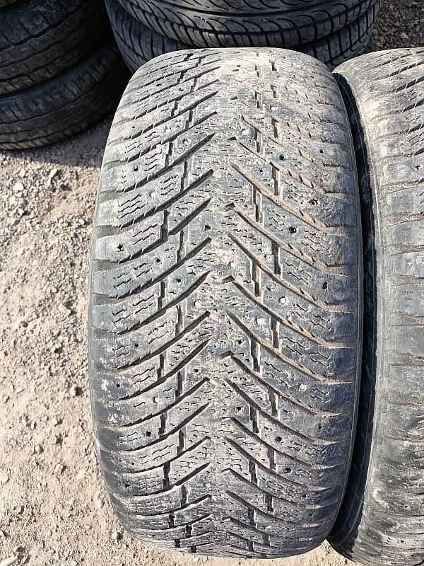 Шины 225/55 R17 - "Nokian Hakkapeliitta 8" (Россия), зимние.