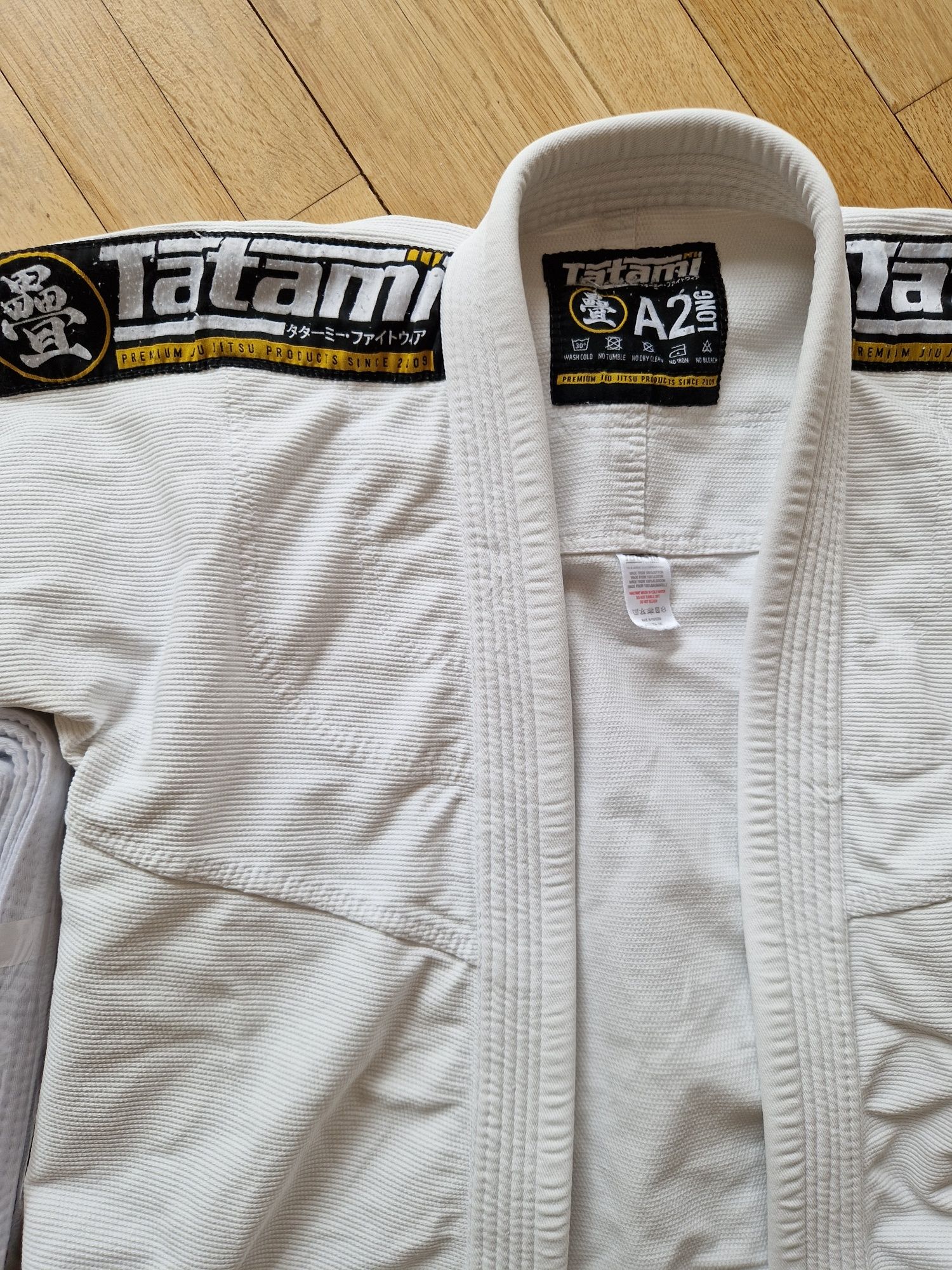 Kimono jiu jitsu brazilian Tatami Nova A2l+centura alba