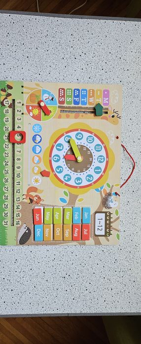 Jucarii lemn pentru invatat timpul