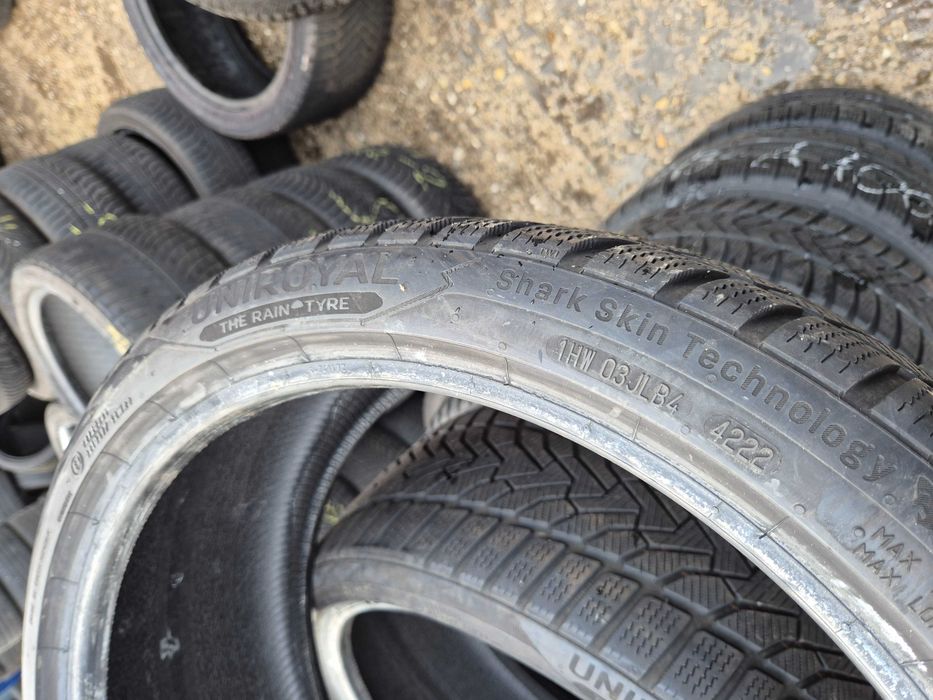 2 Anvelope de IARNA - 235/35/19 - Uniroyal - APP NOI - DOT 2022 !