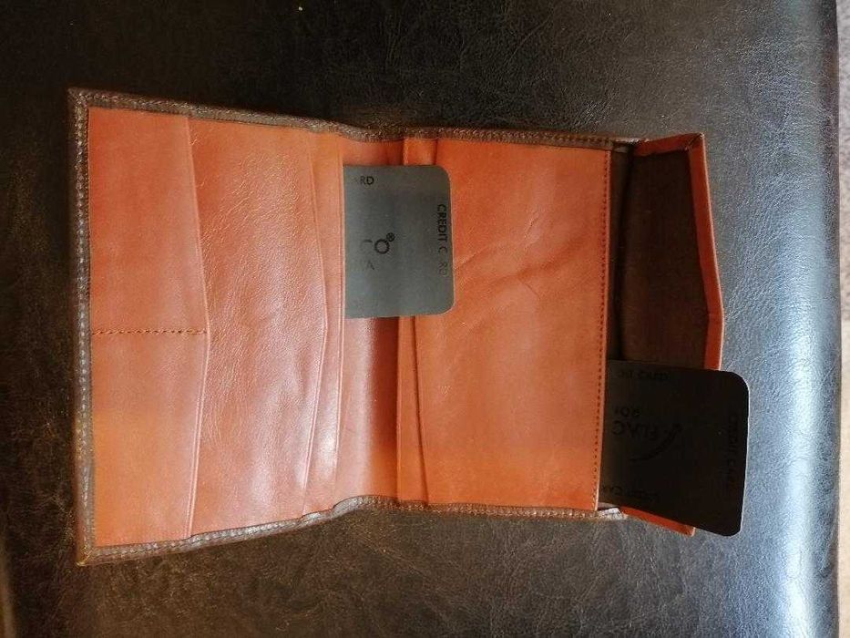 Portofel barbatesc  piele naturala, mode 3D stantat