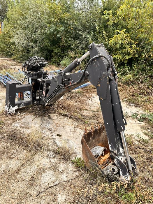 Brat hidraulic tractor (bobcat)