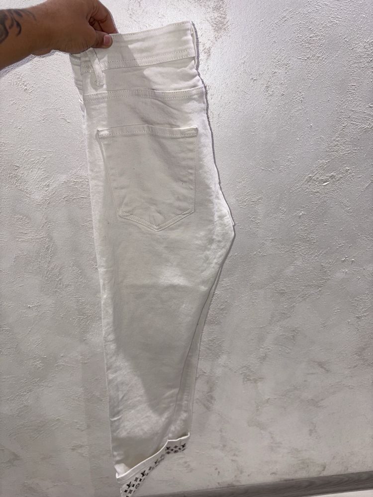 Дънки на Louis Vuitton
