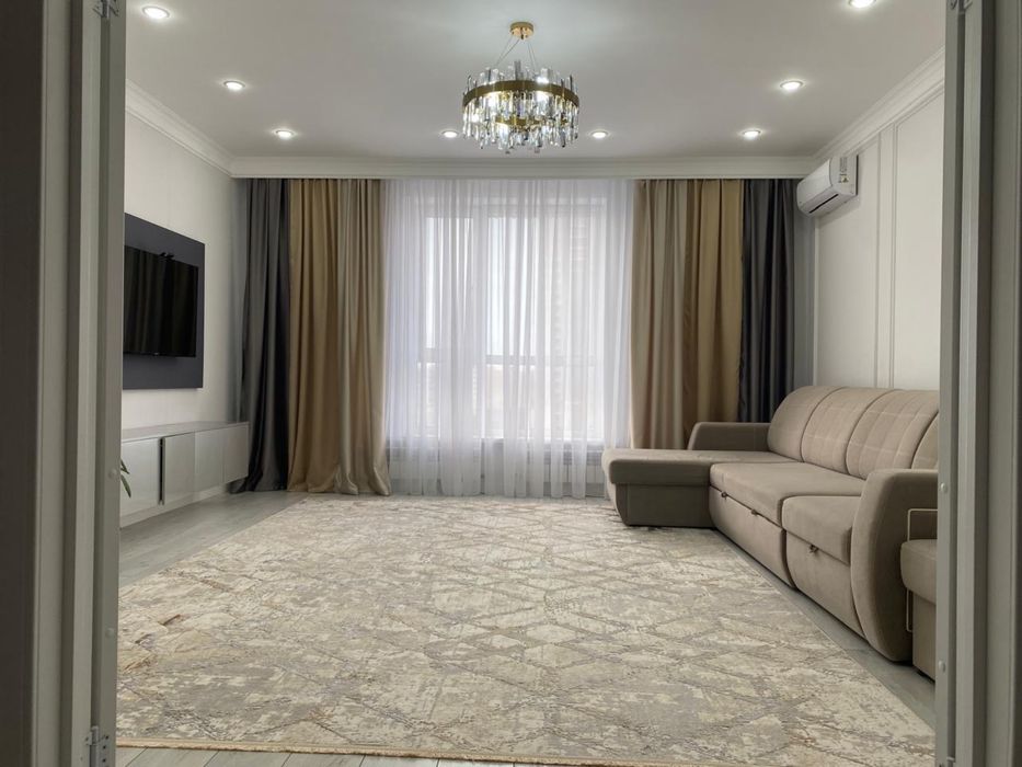 Ковер 3-4 в отличном состоянии