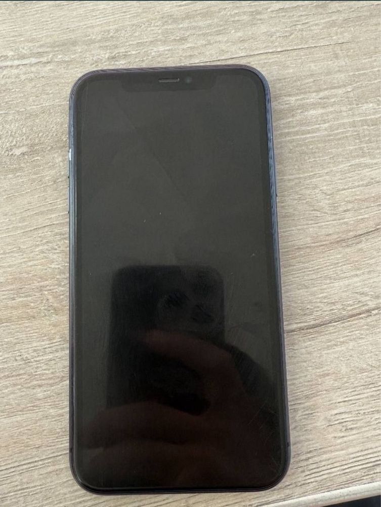 Iphone 11 yomkost 84% xotira 256gb oldindan 20% tolov qogan malumot dr