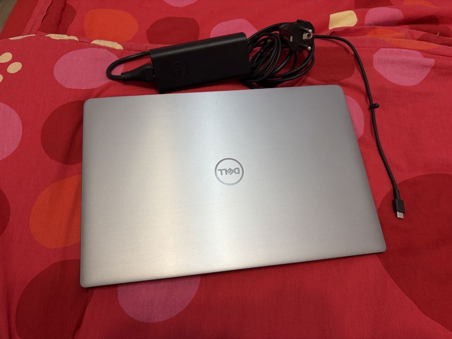Laptop stare foarte buna Dell 7310 full hd 13.8’ 256 gb ssd 8 gb ram