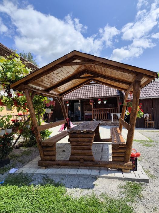 Foișor din lemn de brad