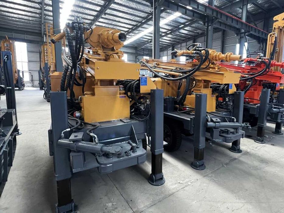 Трехколесная буровая установка (100-300 метров)