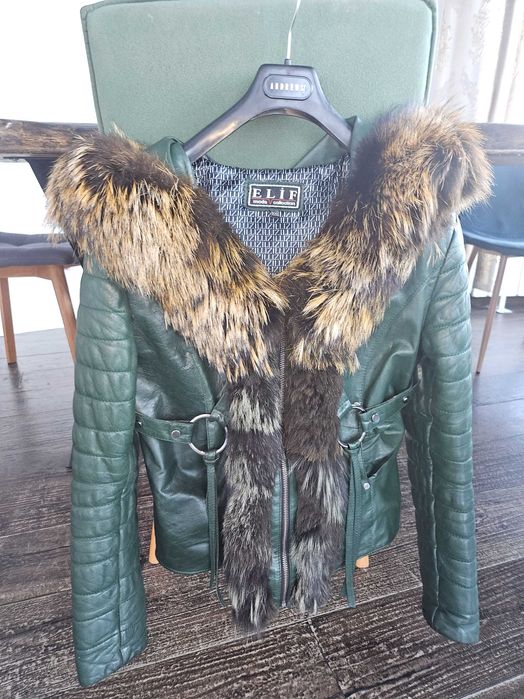Зелено яке, естествена кожа, орнаменти от лисица