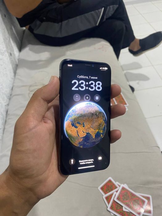 Iphone 11 pro sotiladi narxi kelishiladi