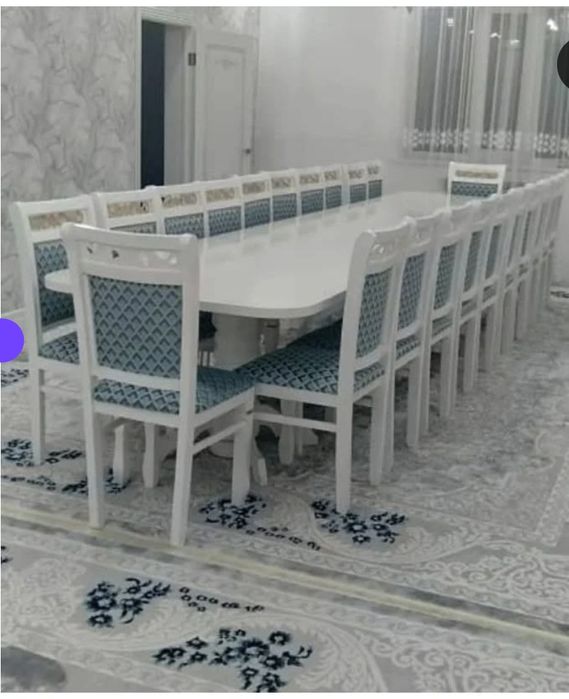 Стол для гостинной.