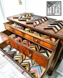 Inramari tablouri Iasi  cu RAME  din lemn si compozit Atelier  Iasi