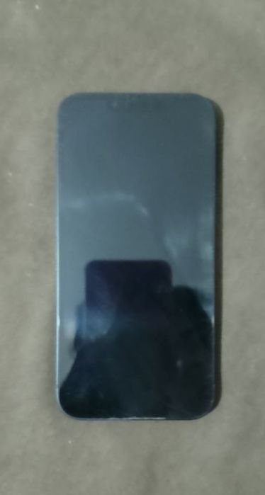 iPhone 13 с гарантией