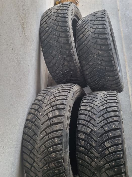 Зимняя резинка в идеальном состоянии R 16