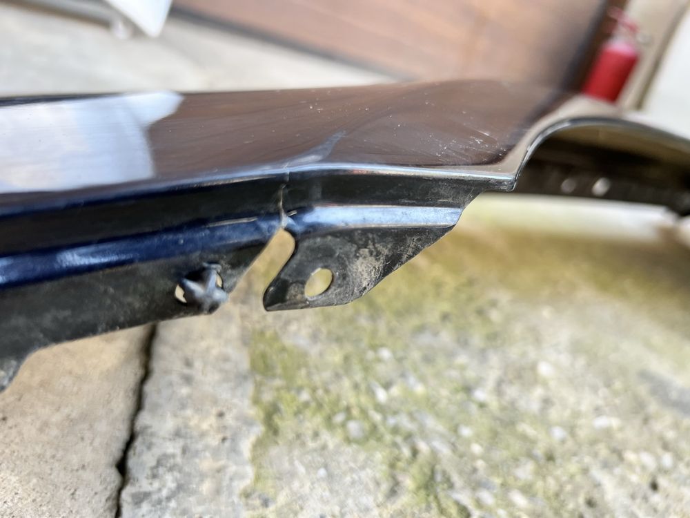 Aripa stanga fata Bmw Seria 7 F01