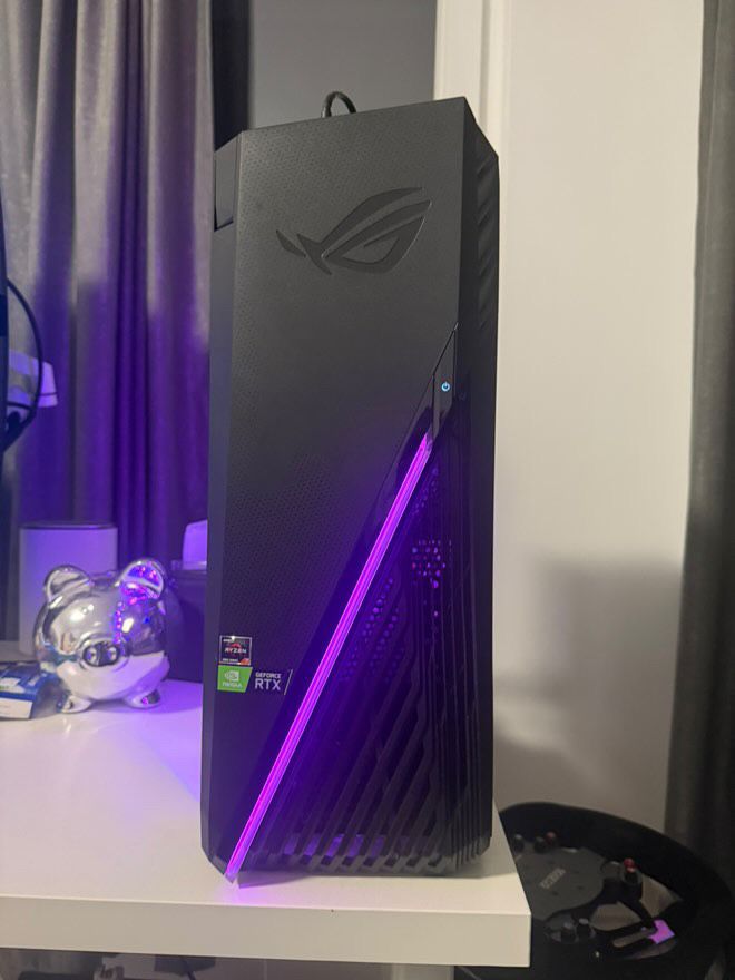 Asus G15DK геймърски компютър