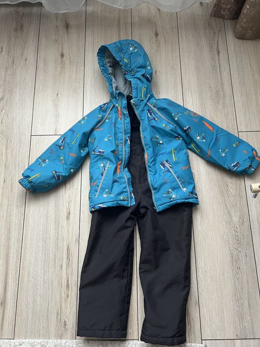 Демисезонный костюм