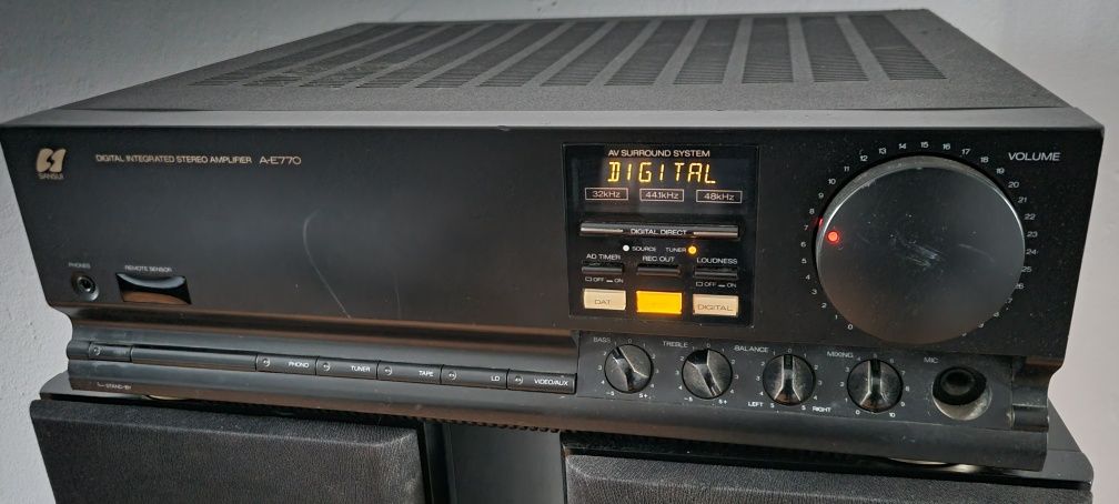 Amplificator Sansui A E770 si JVC JA S31