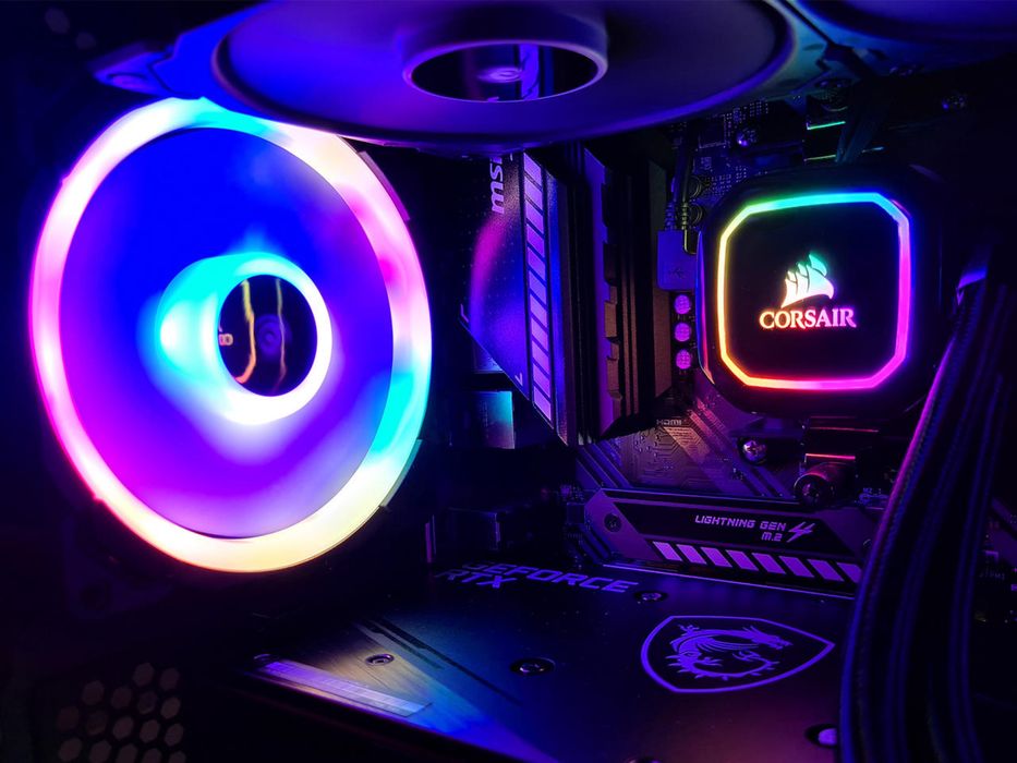 Компютър G:RIGS Prometheus + монитор ASUS + razer слушалки,клавиатура