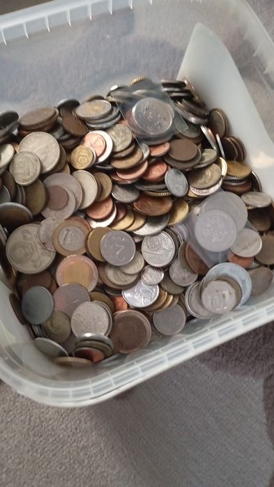 Продам монеты разных годов и стран