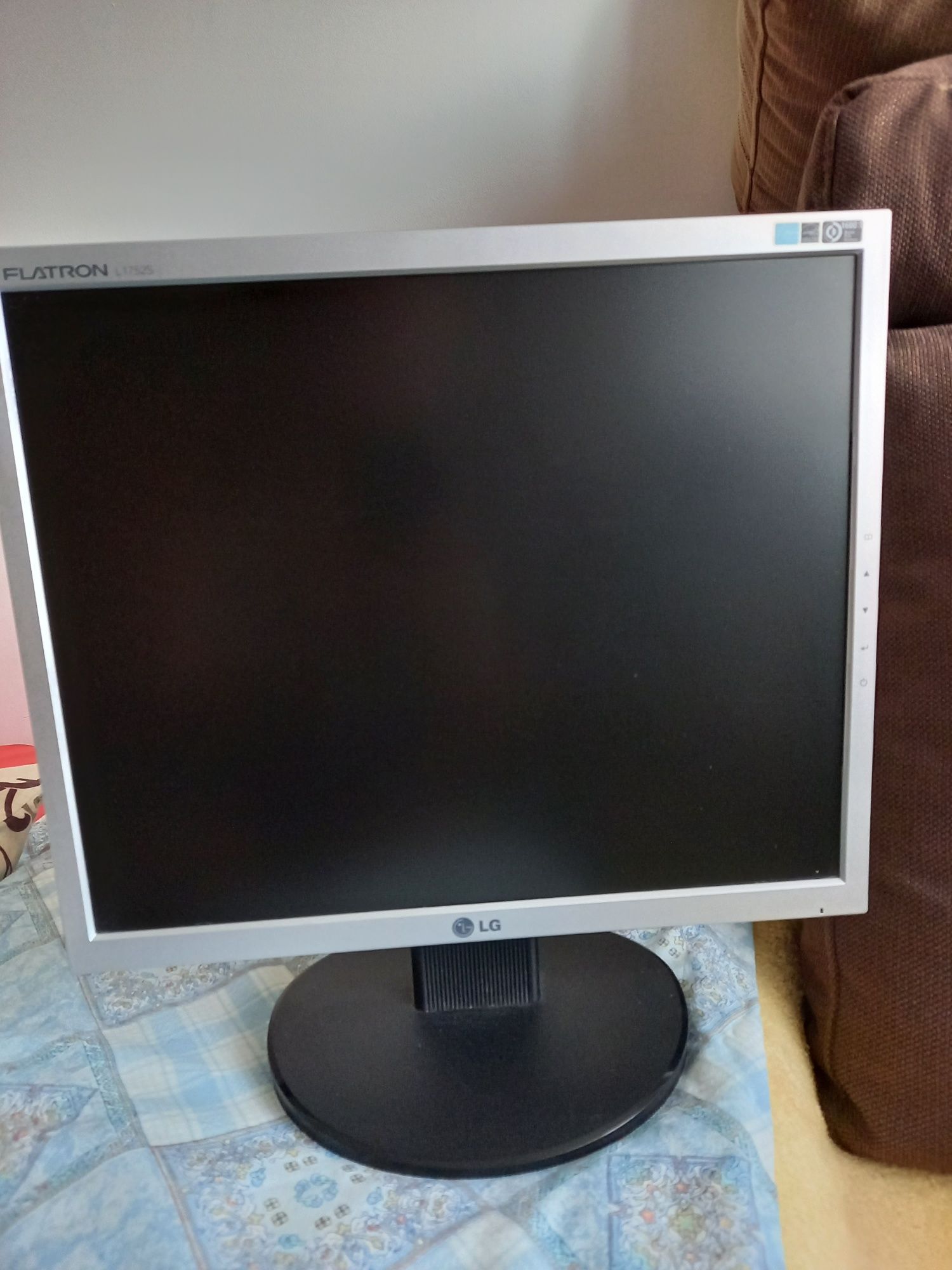 Monitor LG LCD Flatron L1752s-SF