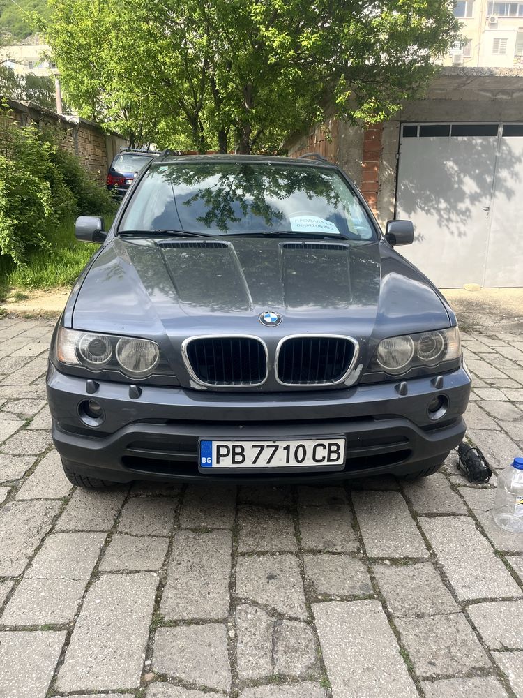 Автомобил джип BMW X5