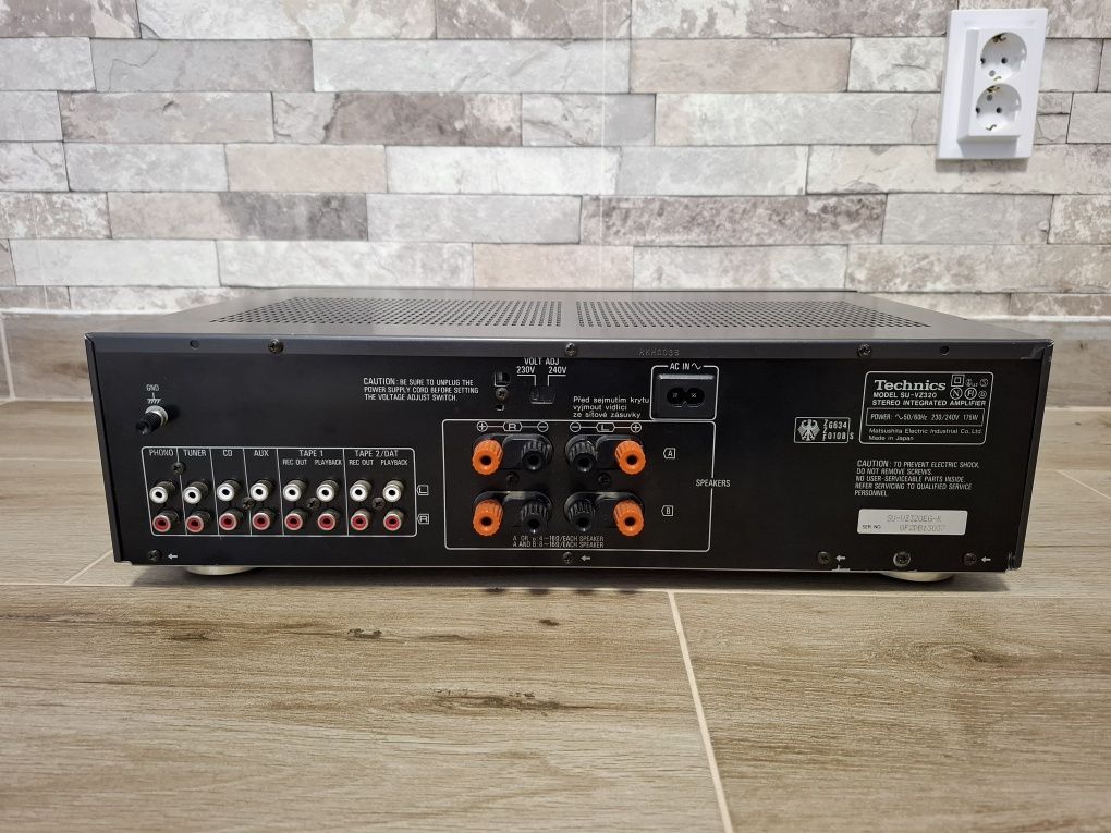 Technics SU-VZ  320