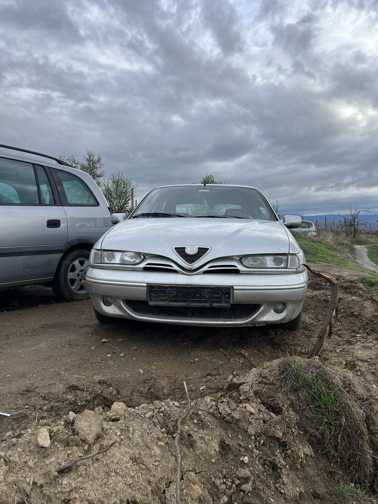 Alfa romeo 146 1.4 twin spark цял или на части