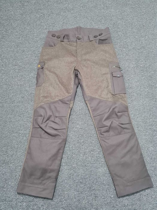 Pantaloni outdoor maro pentru iarnă