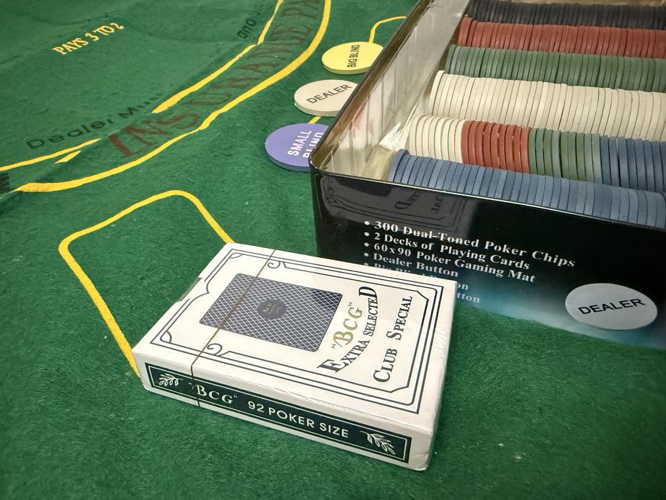 Set de poker 300 chipsuri