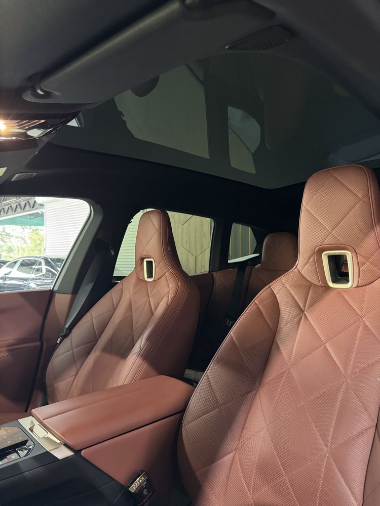 BMW iX M60 2025 йил