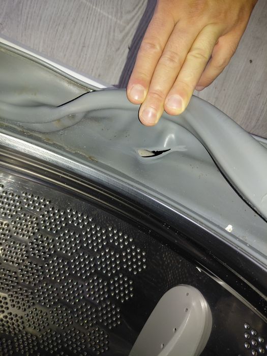 Работеща Пералня AEG