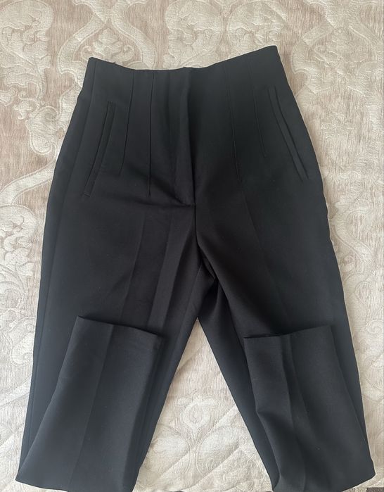 Черен панталон Zara
