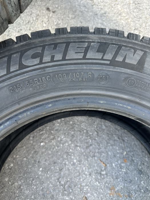 Зимни гуми Michelin 215/65/16c за бус 2022 год