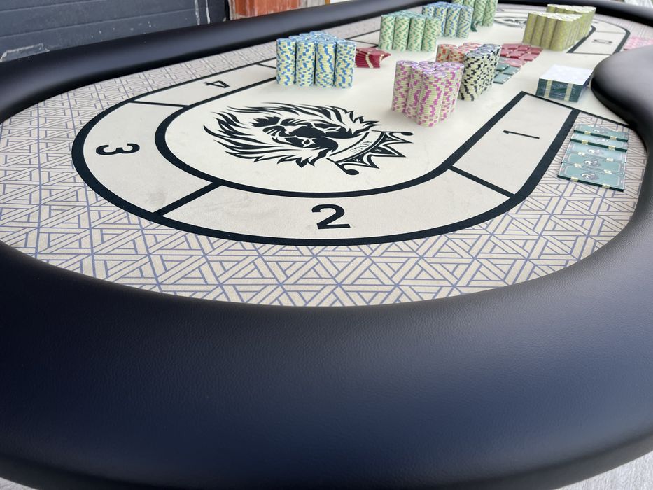 Masa poker intrare dealer profesionala CustomTables.eu Jetoane Poker