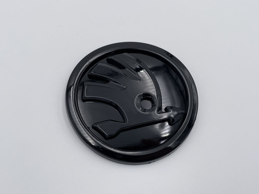 Emblema Skoda fata negru 90 mm