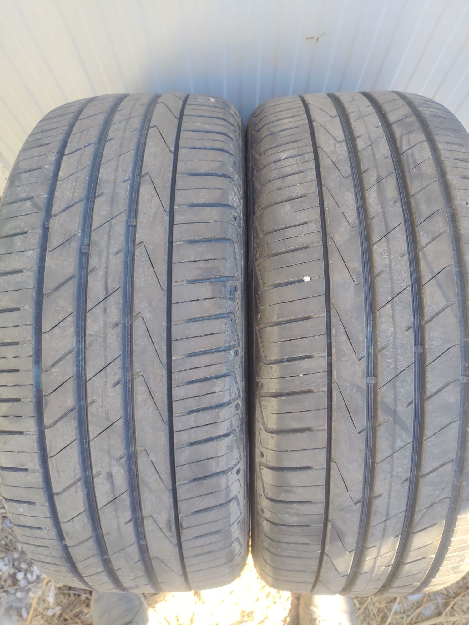245/45/19 hankook
